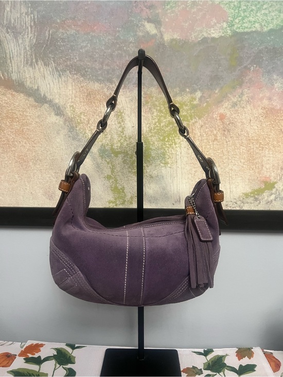 Coach Handbags - Vintage 2005 Coach Lavender Suede Soho Shoulder Bag with Tassel